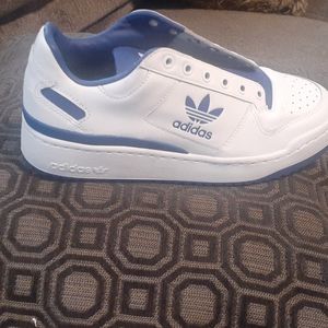 Pair of white &blue adidas  size 9  NWT